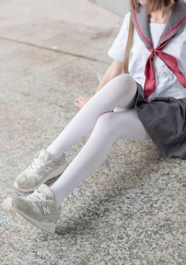 丰满年轻岳乱妇免费观看