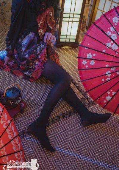 扒丝袜pisiwa影院
