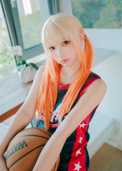 妈妈挽起裙子迈开腿在我脸视频