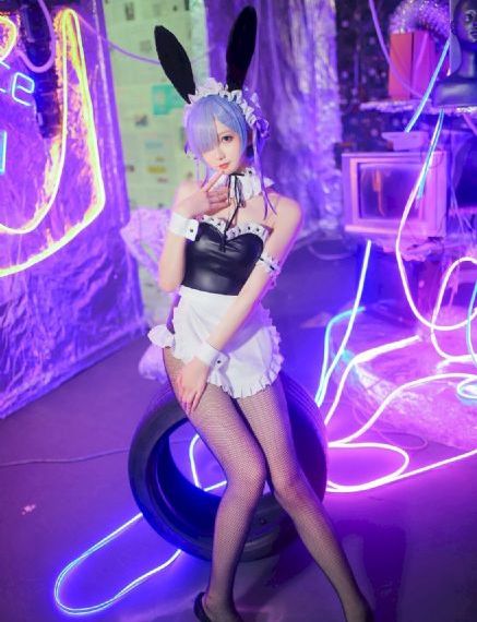 漂亮的女教师