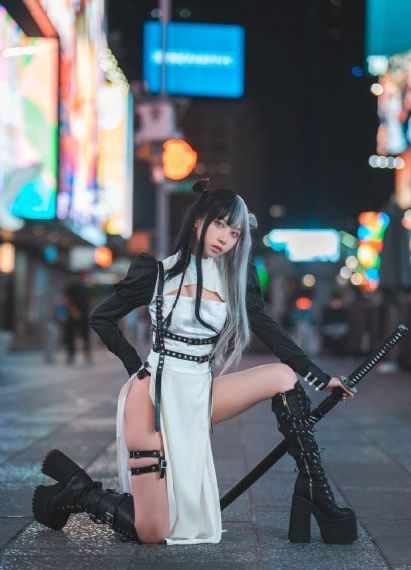 动漫图书馆的女朋友
