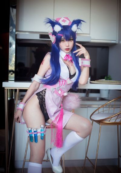 年轻的女教师3