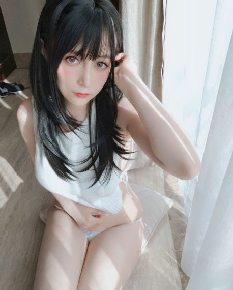 没有穿内裤的女教师在线观看