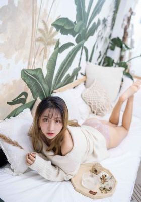 商务旅行戴绿帽女老板同房